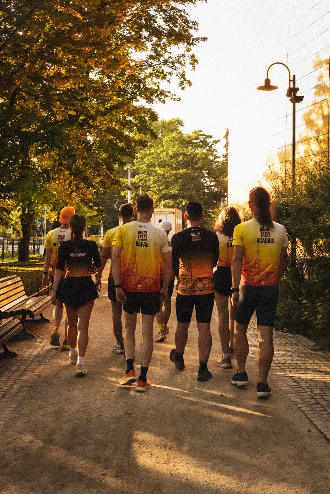 Biegacze Stu Mostów group photo