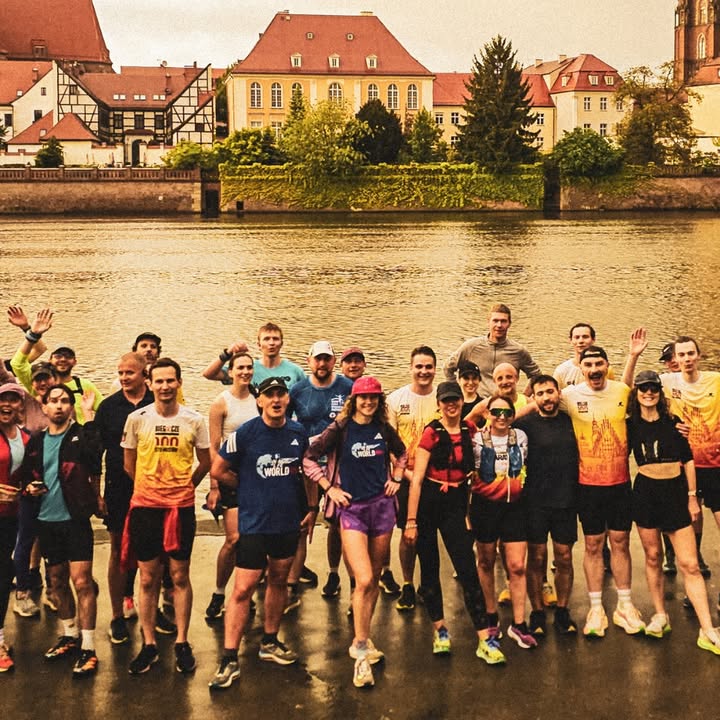 Okrągła 170. edycja już jutro, a to oznacza, że: 
🟢dla chętnych podwójny dystans czyli druga pętelka 🏃‍♀️🏃‍♂️
🟠after party w Ice Rolls & Twojaczekoladka przy ul. Kuźniczej - lody tajskie ze zniżką -20% 🍨🍦
🟡zapraszamy na 19:00 pod NFM 🙂