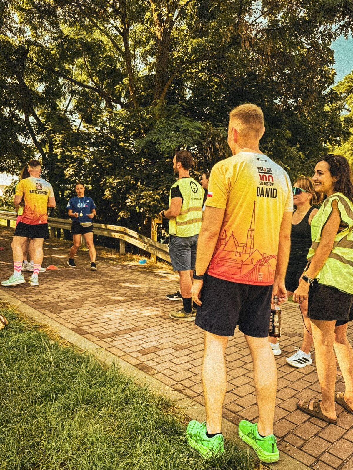 @parkrunwroclaw a później piknik?
Brzmi jak idealny sobotni poranek?
Bo tak właśnie było 😎

Panowie  @dizzy_jink i @quaestum71 pięknie nam to przygowali! 
DzięęękuuuuujeeeeMYYYY! 

#runclub #grupabiegowa #wroclawbiega #wroclovers #runcommunity